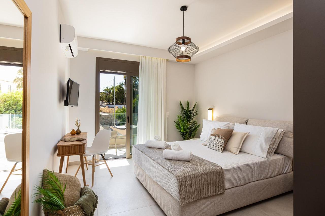 Lagoon Seabreeze Villa, Sumptuous Retreat, By Thinkvilla Pánormos 외부 사진