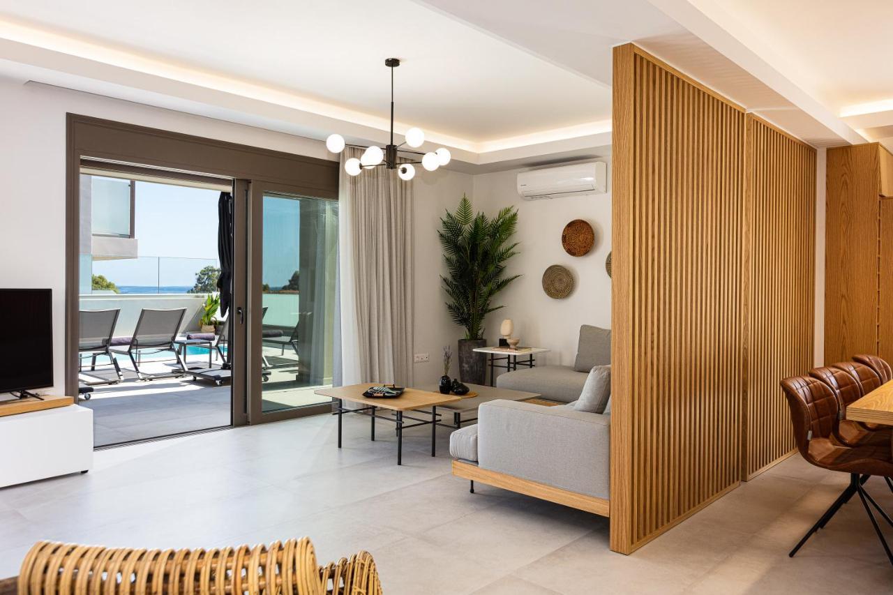 Lagoon Seabreeze Villa, Sumptuous Retreat, By Thinkvilla Pánormos 외부 사진